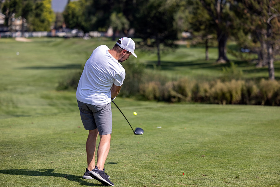 UIT’s Stephan Stankovic tees off (photo courtesy of Thanh Nguyen).