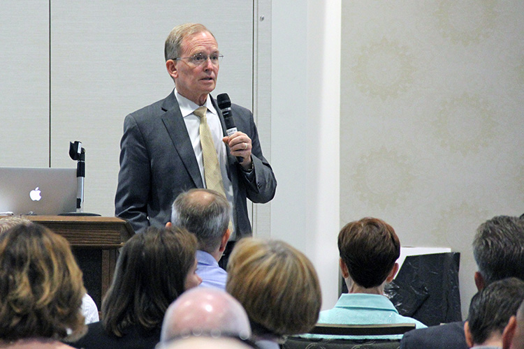 CIO Steve Hess discusses UIT and campus strategic plans during the All-Hands Meeting on September 17 at the Alumni House.